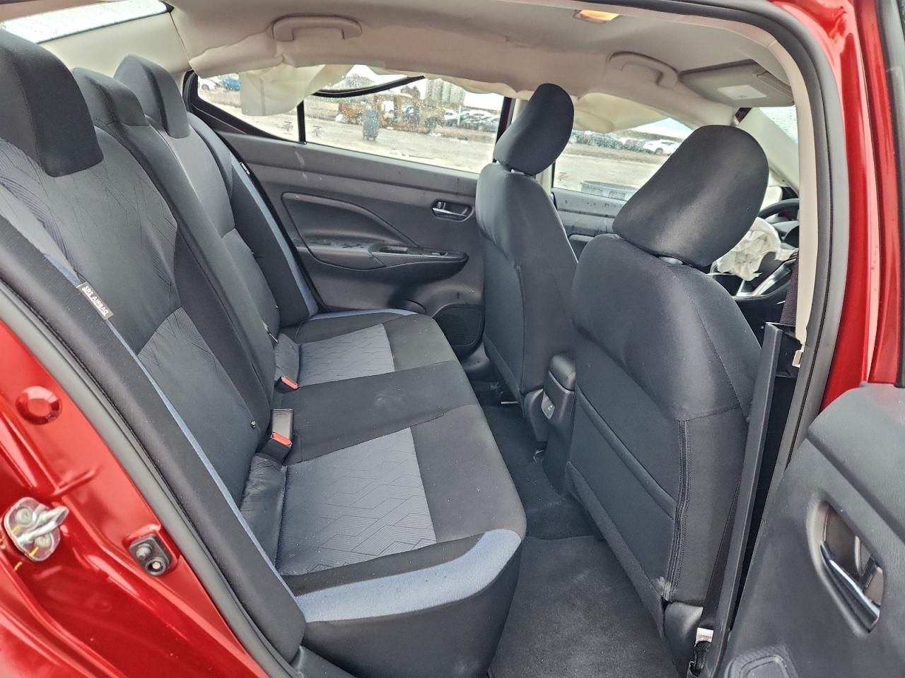 2025 NISSAN VERSA SV photo 10