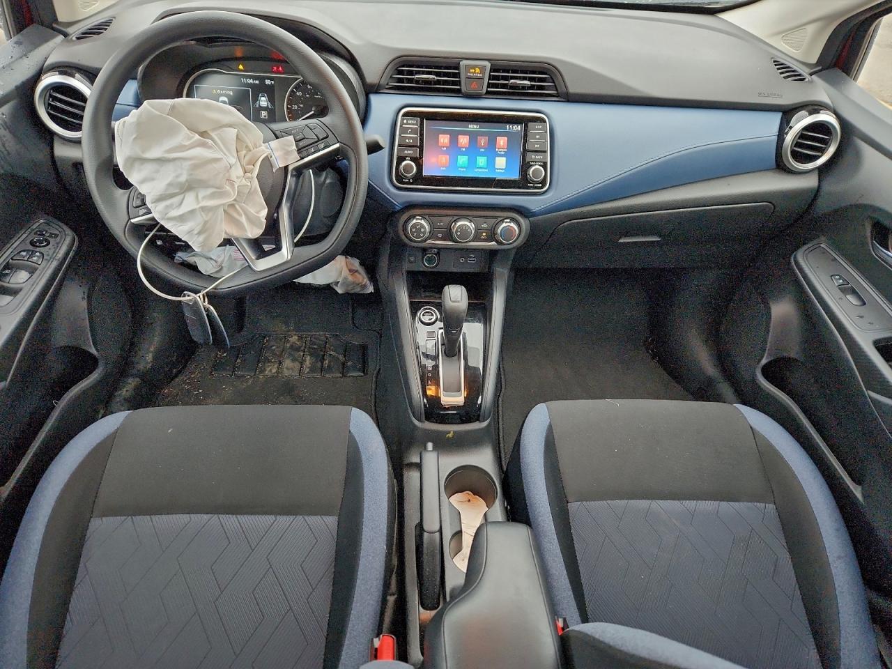 2025 NISSAN VERSA SV photo 8