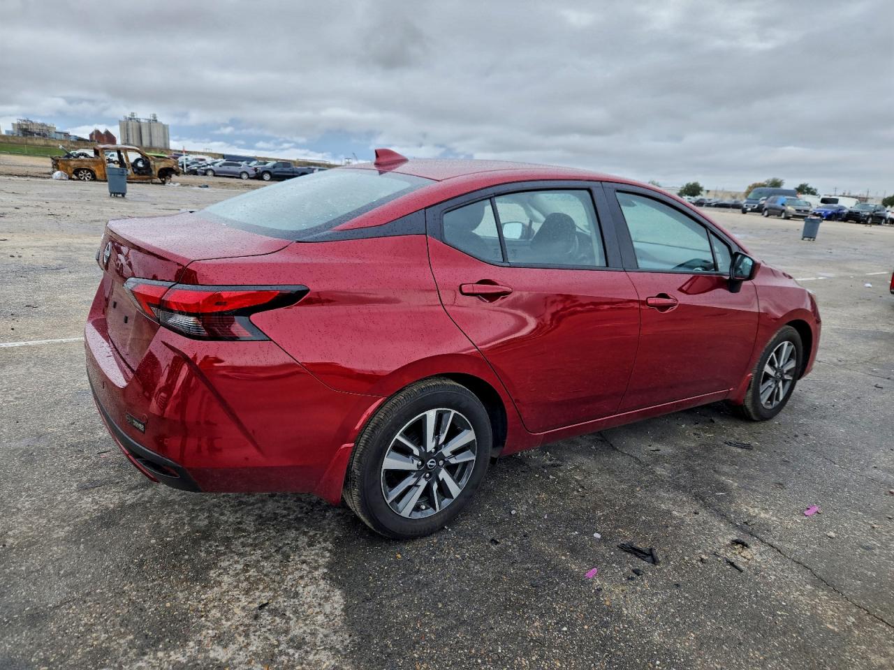 2025 NISSAN VERSA SV photo 3