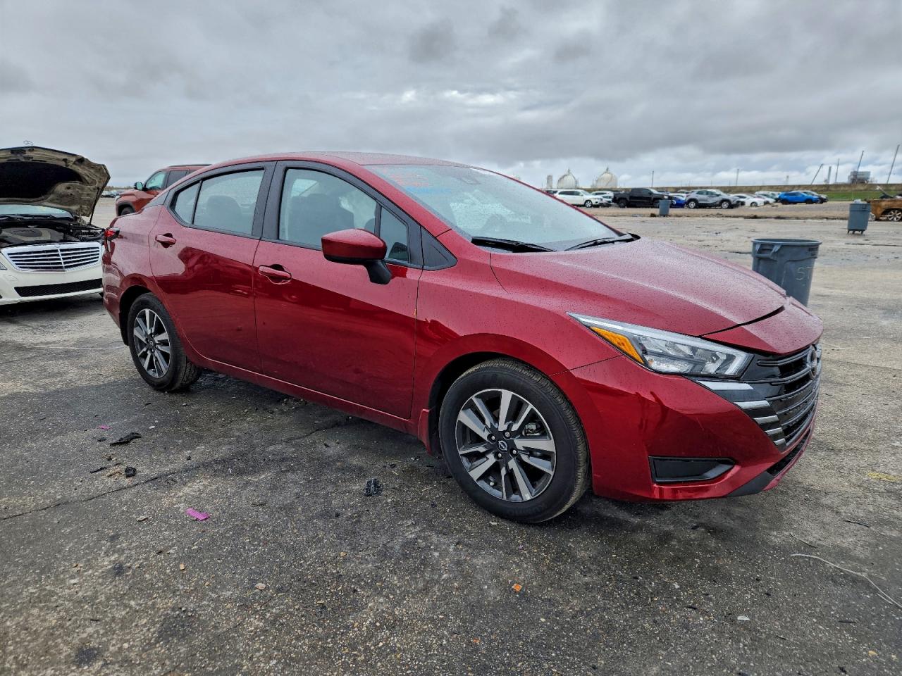 2025 NISSAN VERSA SV photo 4