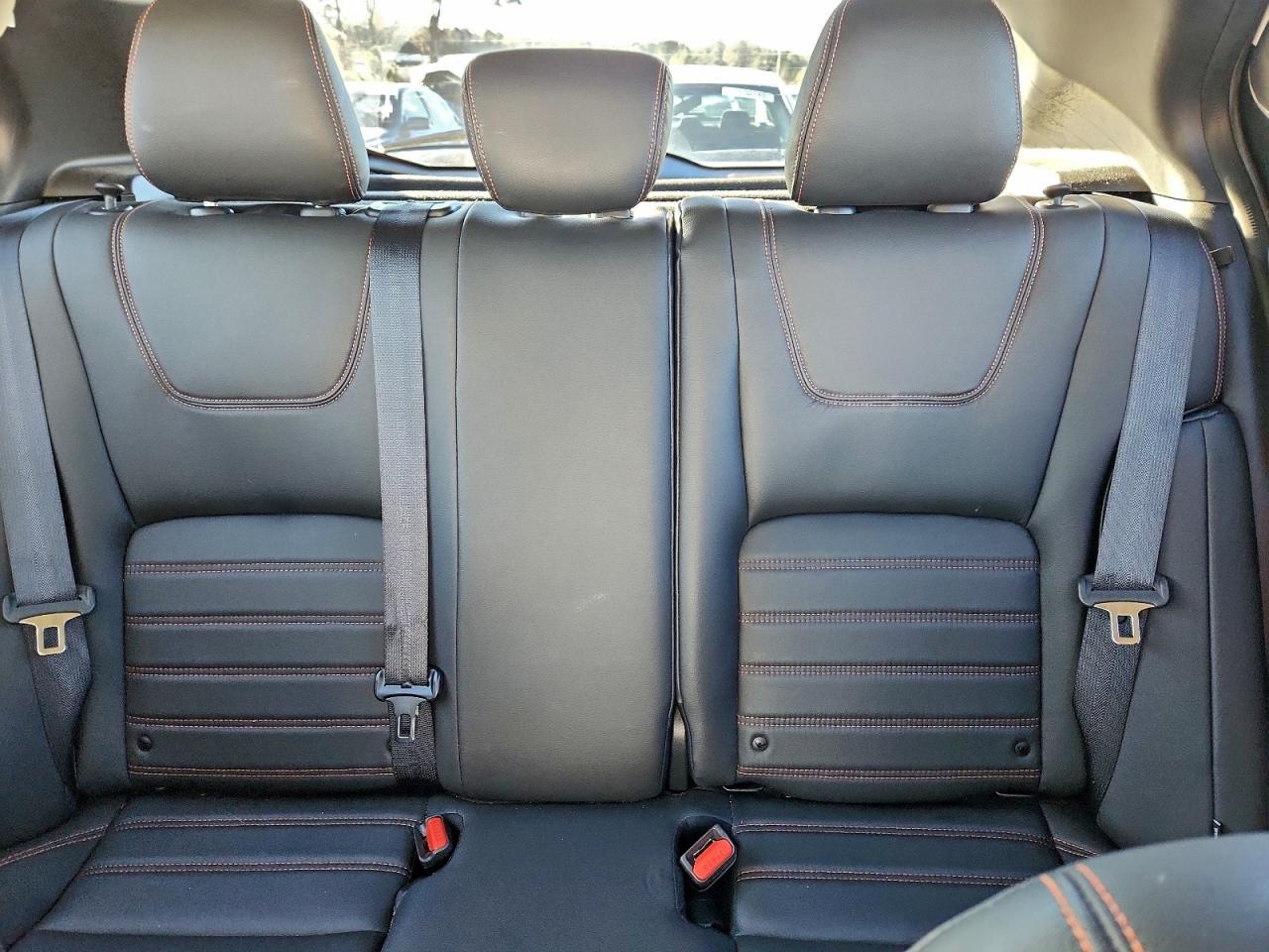 2020 NISSAN KICKS SR photo 10