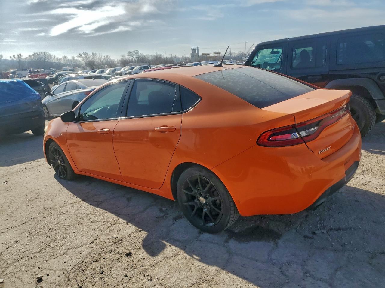 2013 DODGE DART SXT photo 2