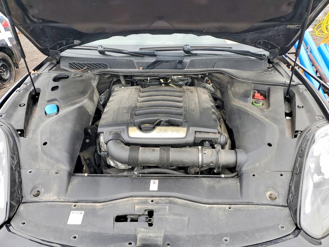 2018 PORSCHE CAYENNE photo 12