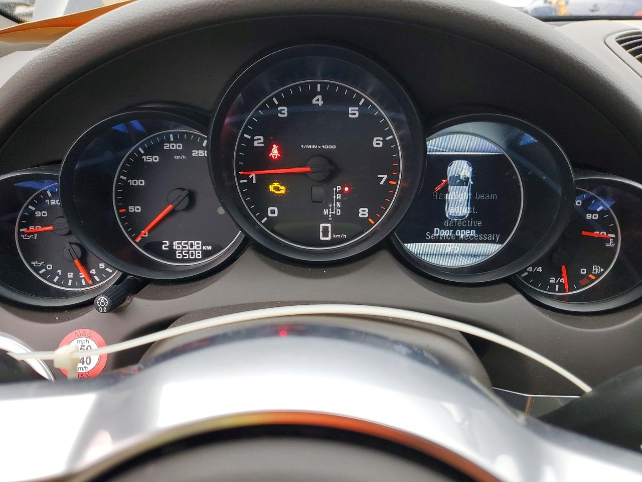 2018 PORSCHE CAYENNE photo 9