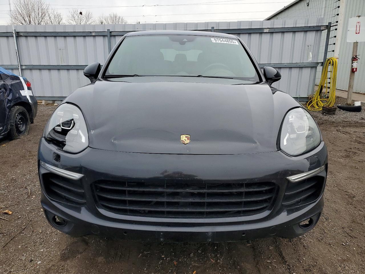 2018 PORSCHE CAYENNE photo 5