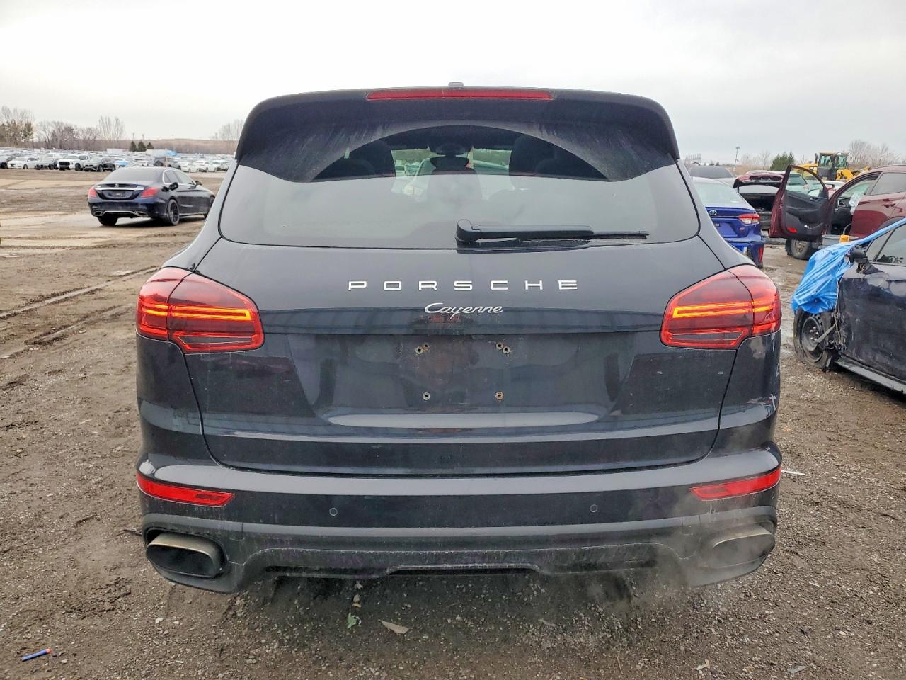 2018 PORSCHE CAYENNE photo 6