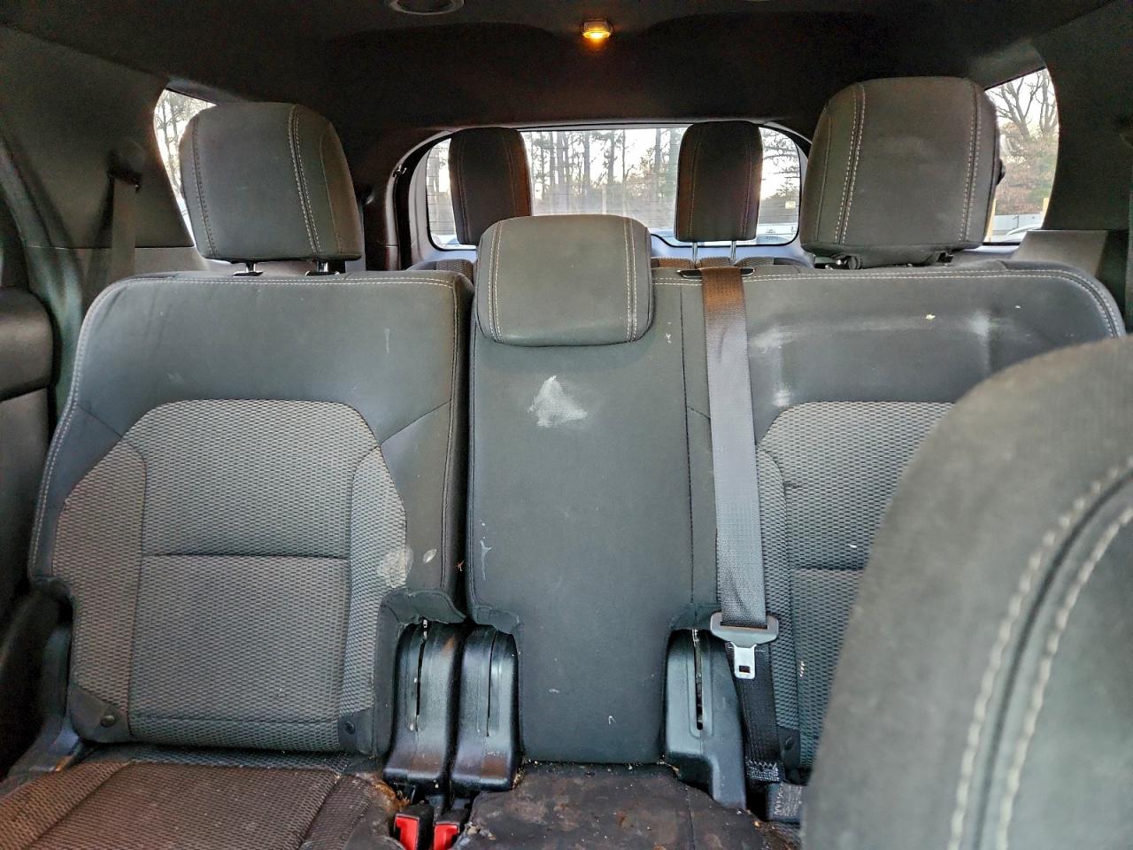 2016 FORD EXPLORER XLT photo 10