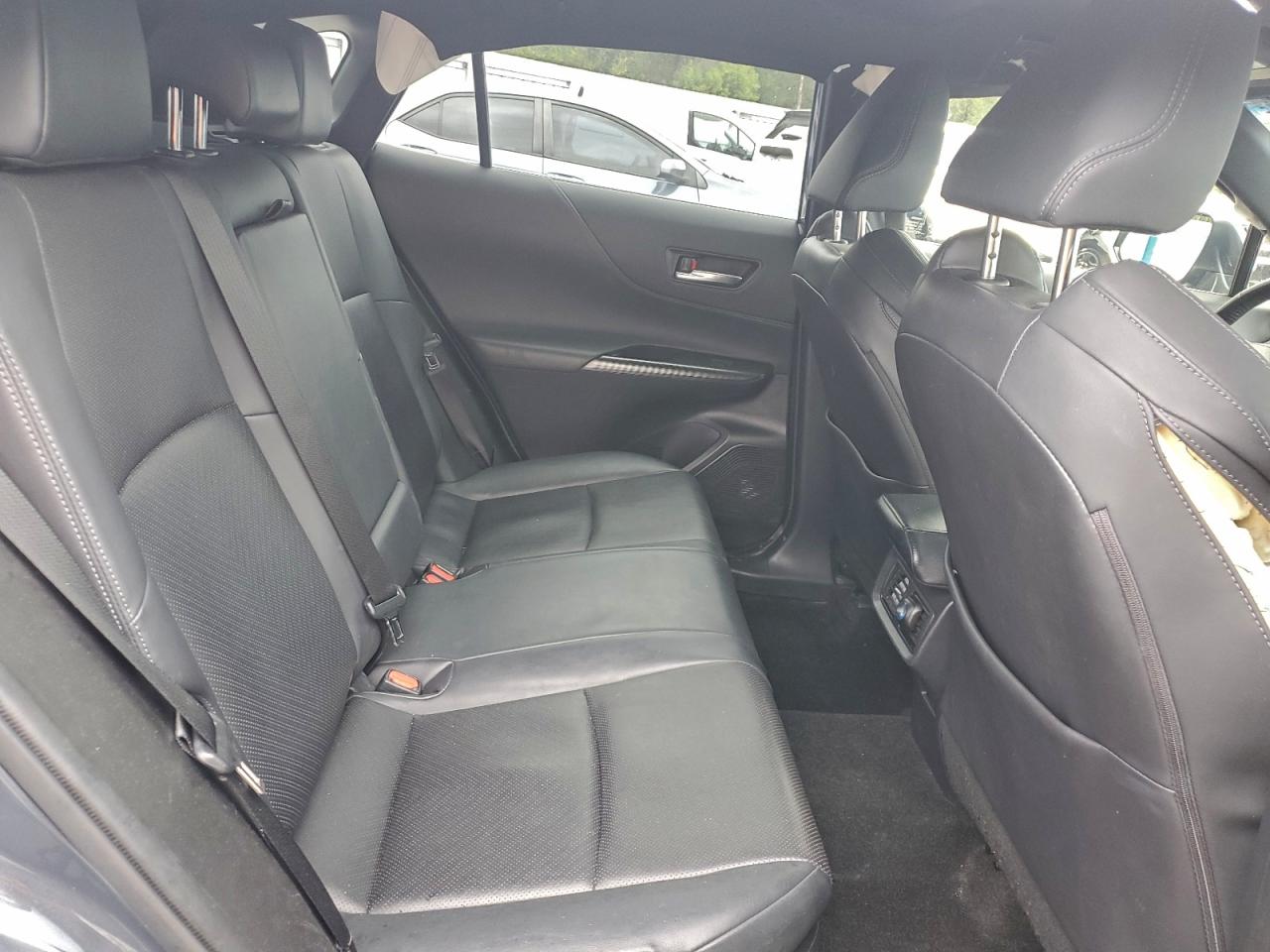 2021 TOYOTA VENZA LE photo 11