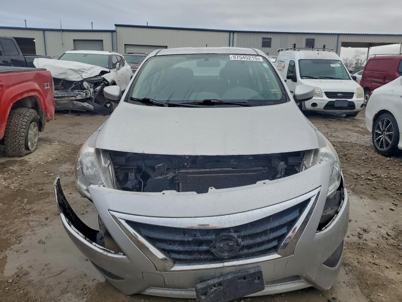 2019 NISSAN VERSA S photo 5