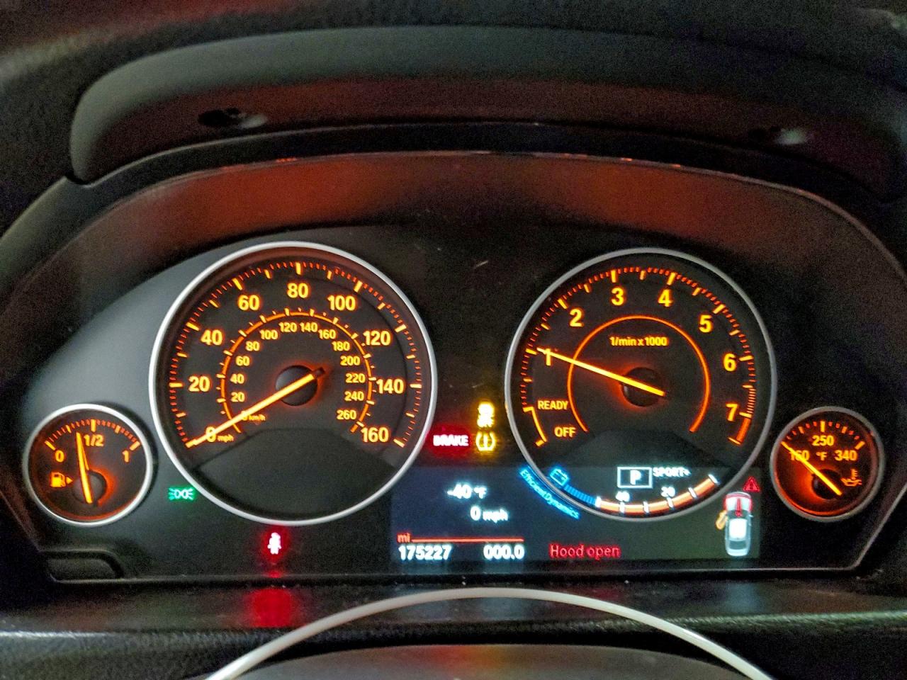 2016 BMW 328 XI SULEV photo 25
