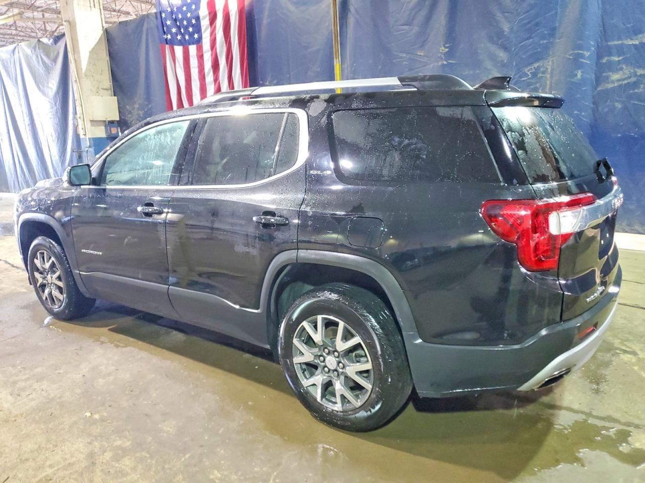 2021 GMC ACADIA SLE photo 2