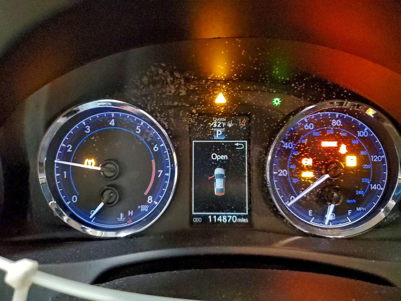 2019 TOYOTA COROLLA L photo 9
