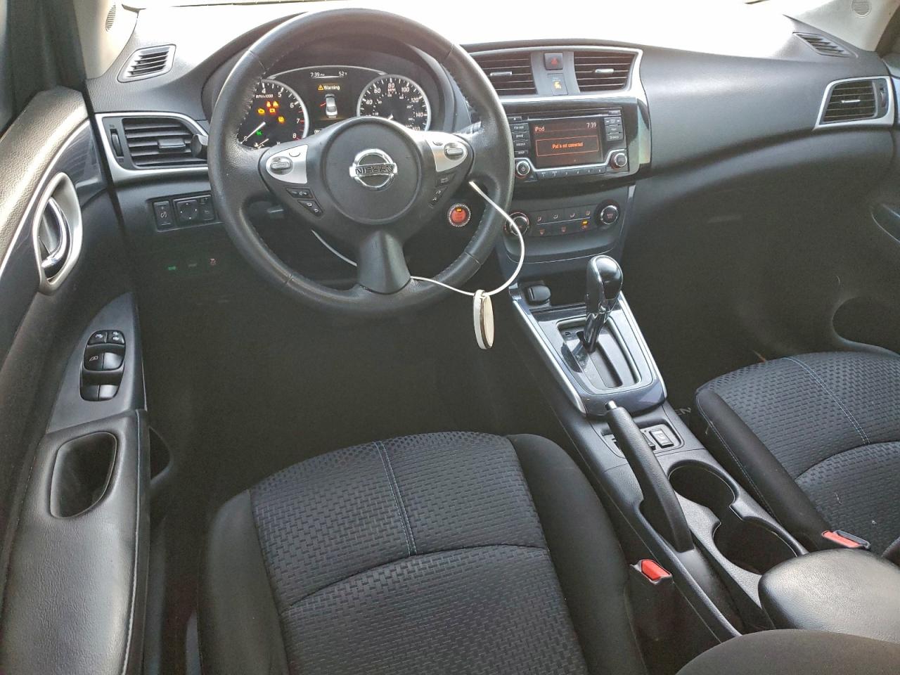 2016 NISSAN SENTRA S photo 8