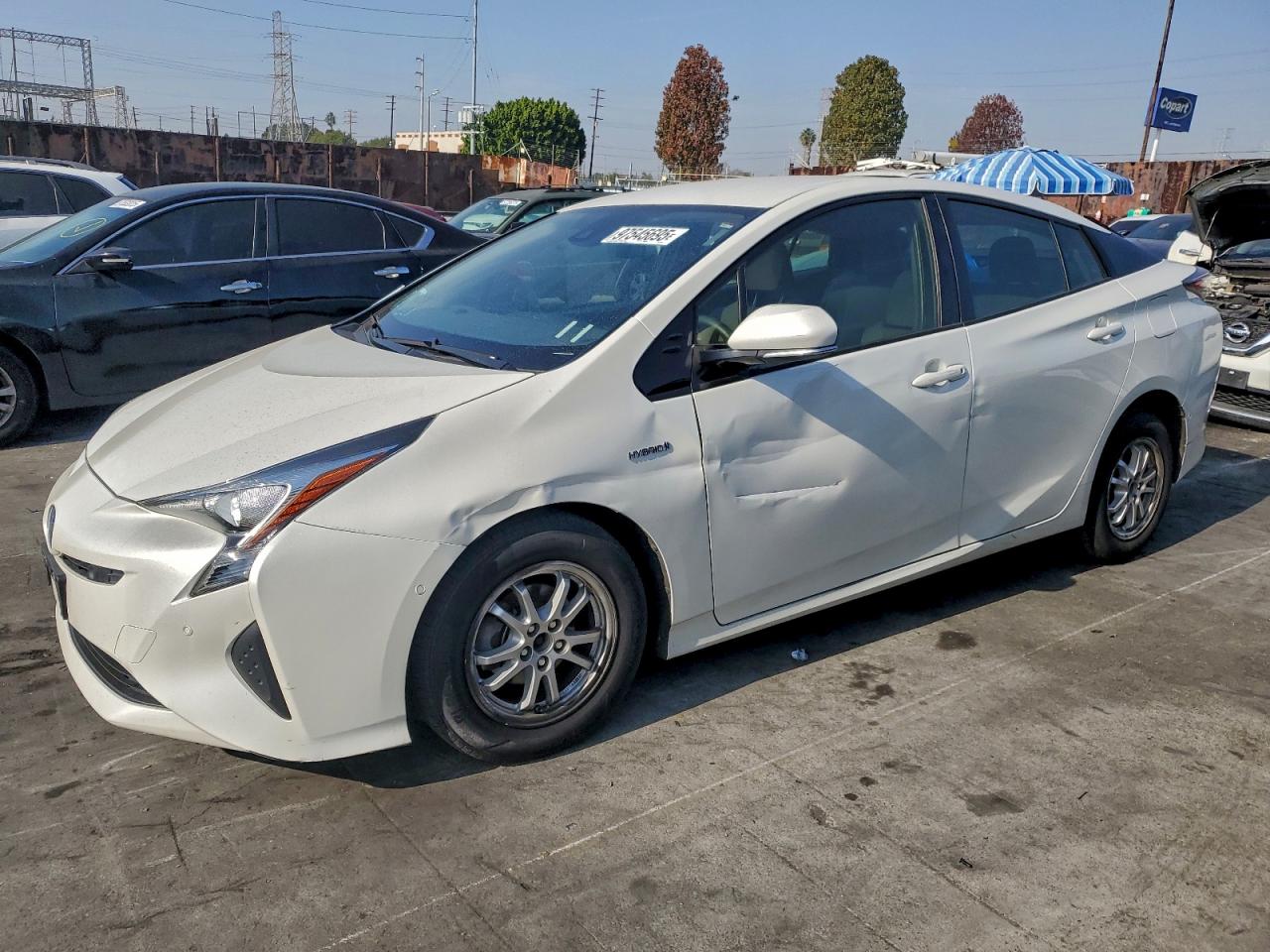 2018 TOYOTA PRIUS