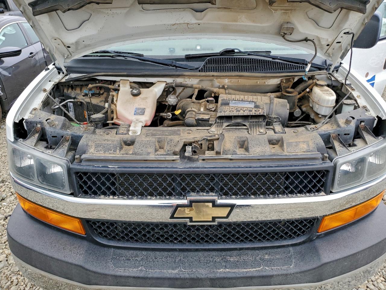 2018 CHEVROLET EXPRESS G3500 LT photo 23