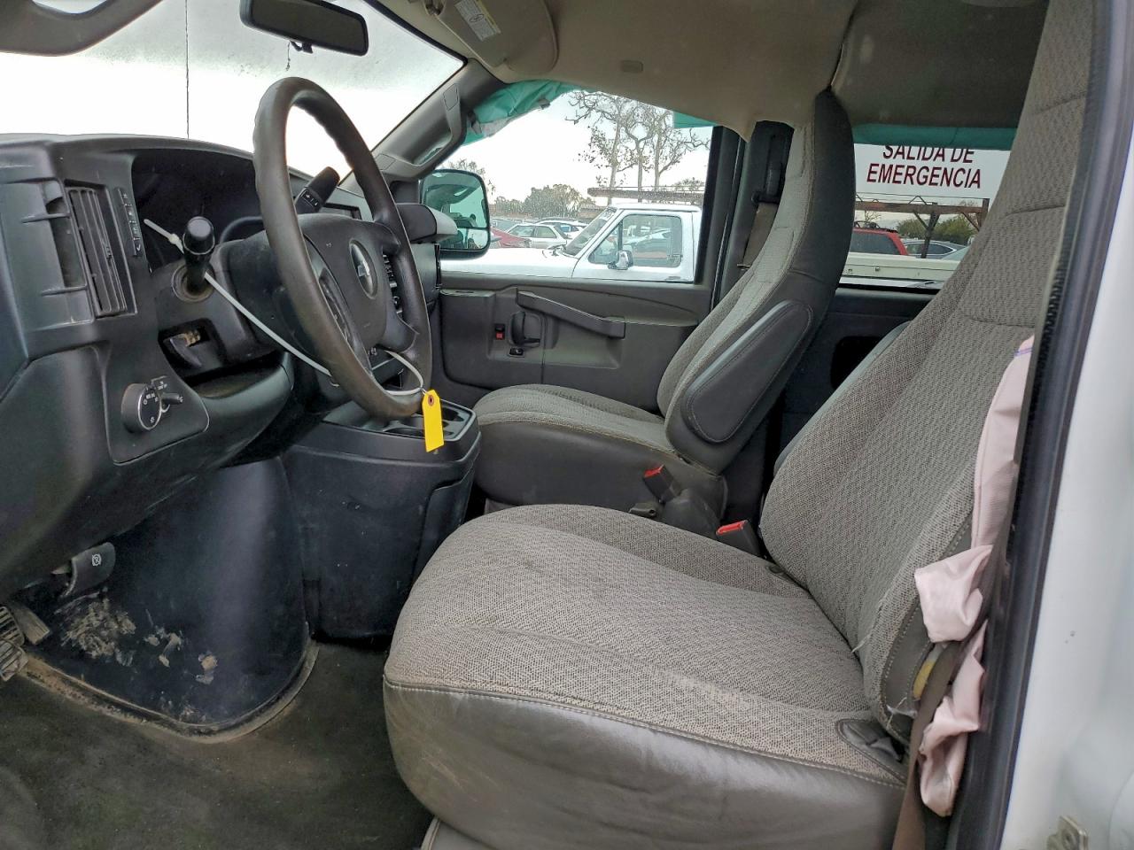 2018 CHEVROLET EXPRESS G3500 LT photo 13