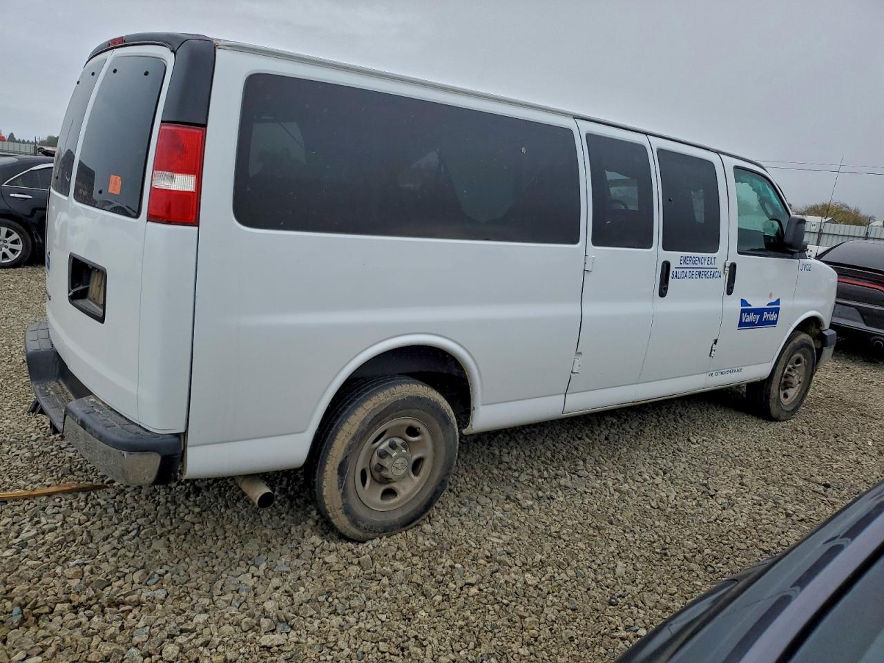 2018 CHEVROLET EXPRESS G3500 LT photo 5
