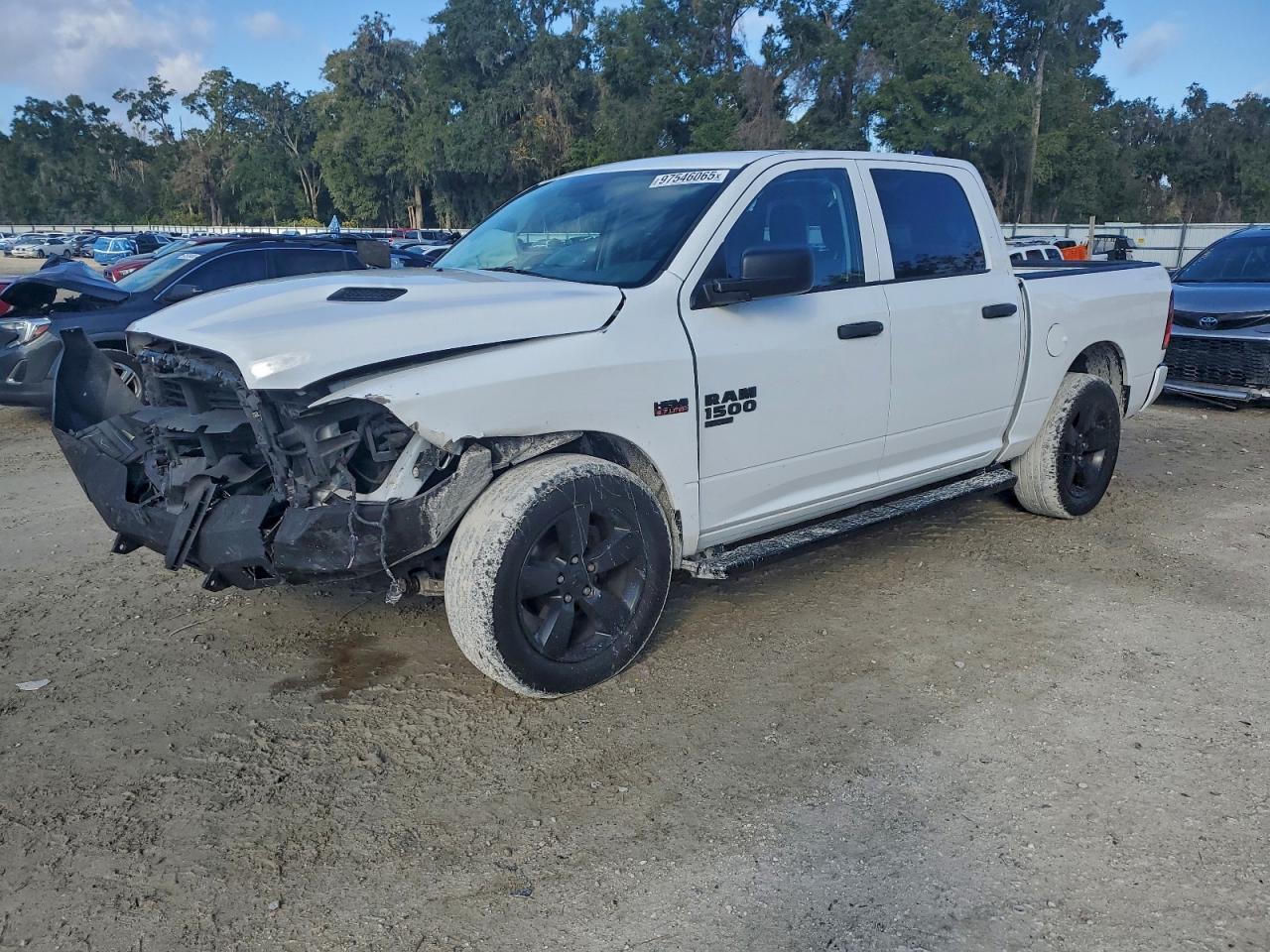 2019 RAM 1500 CLASSIC