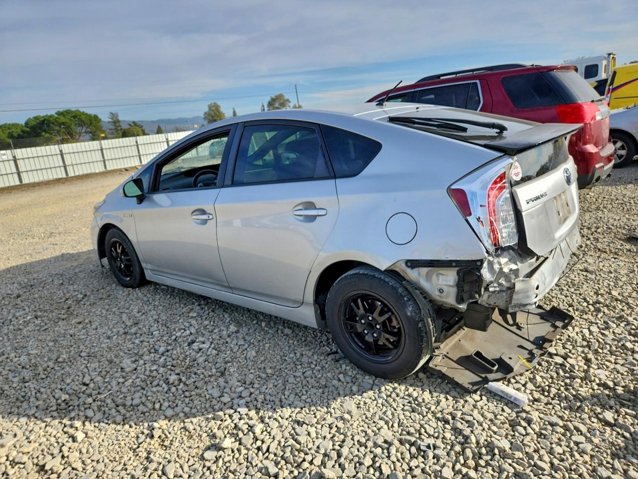 2014 TOYOTA PRIUS photo 2