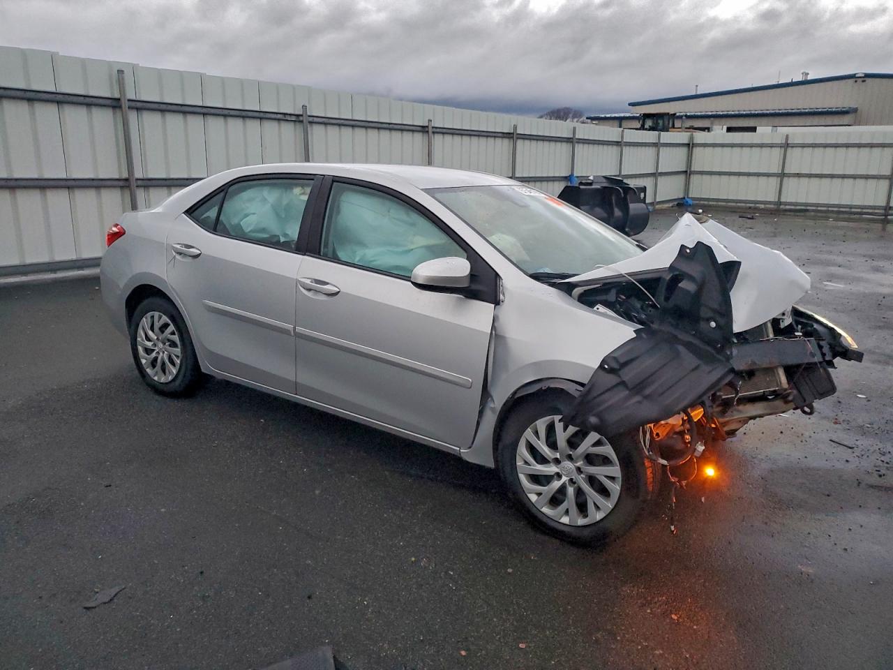 2017 TOYOTA COROLLA L photo 4