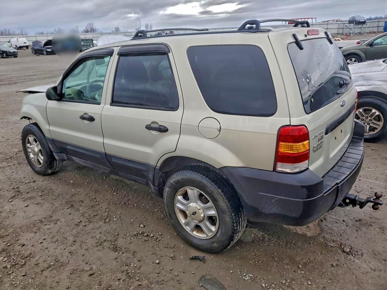 2005 FORD ESCAPE XLT photo 2