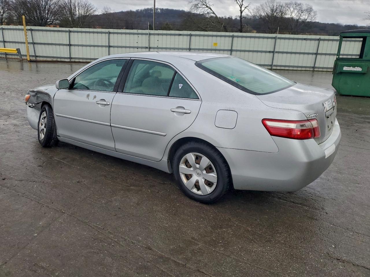 2007 TOYOTA CAMRY LE photo 5