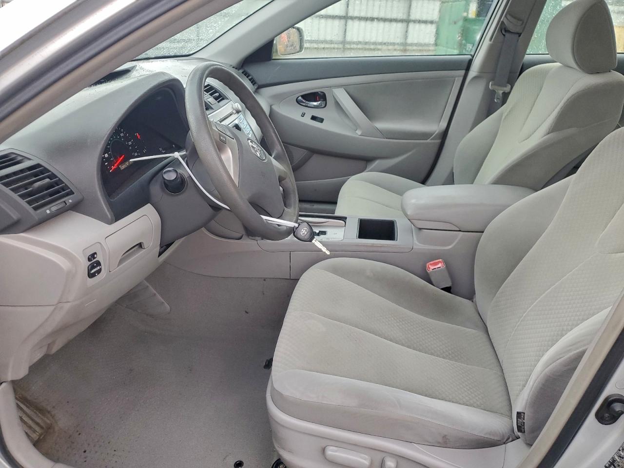 2007 TOYOTA CAMRY LE photo 25