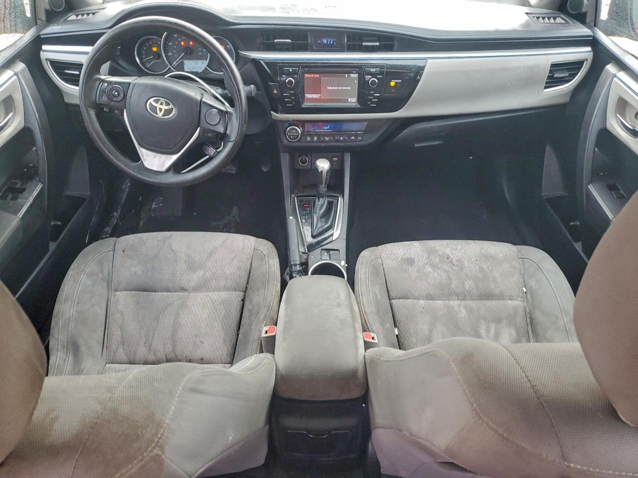 2015 TOYOTA COROLLA L photo 8