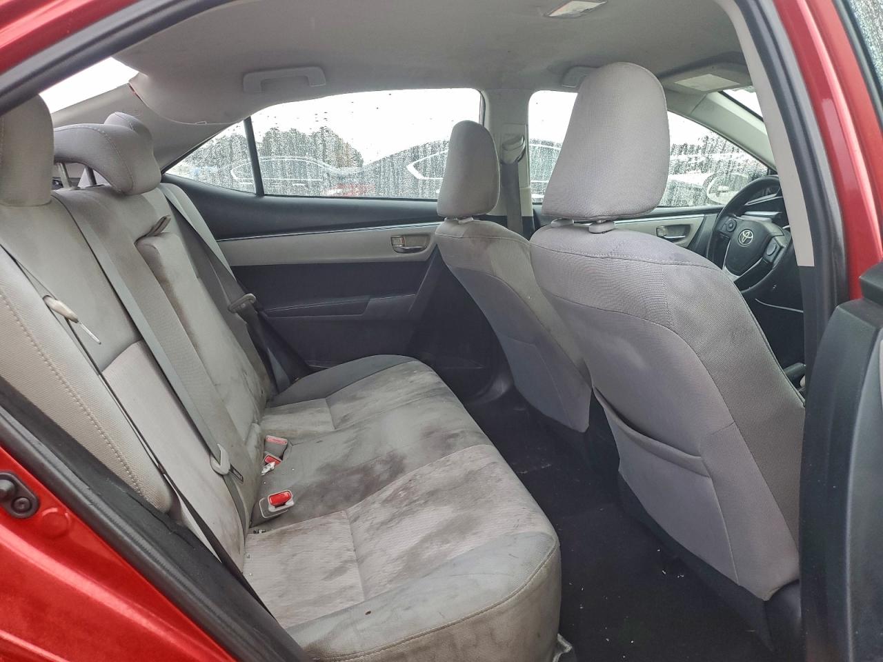 2015 TOYOTA COROLLA L photo 10