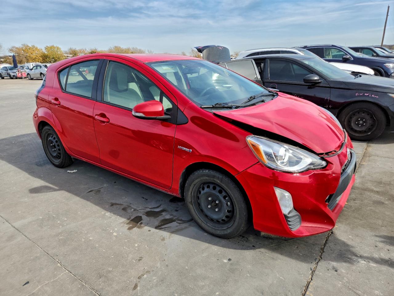 2016 TOYOTA PRIUS C photo 4