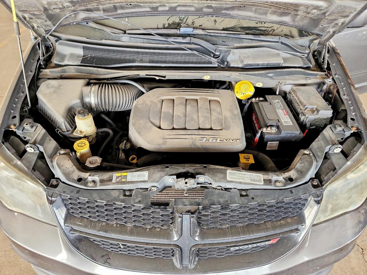 2015 DODGE GRAND CARAVAN SXT photo 11