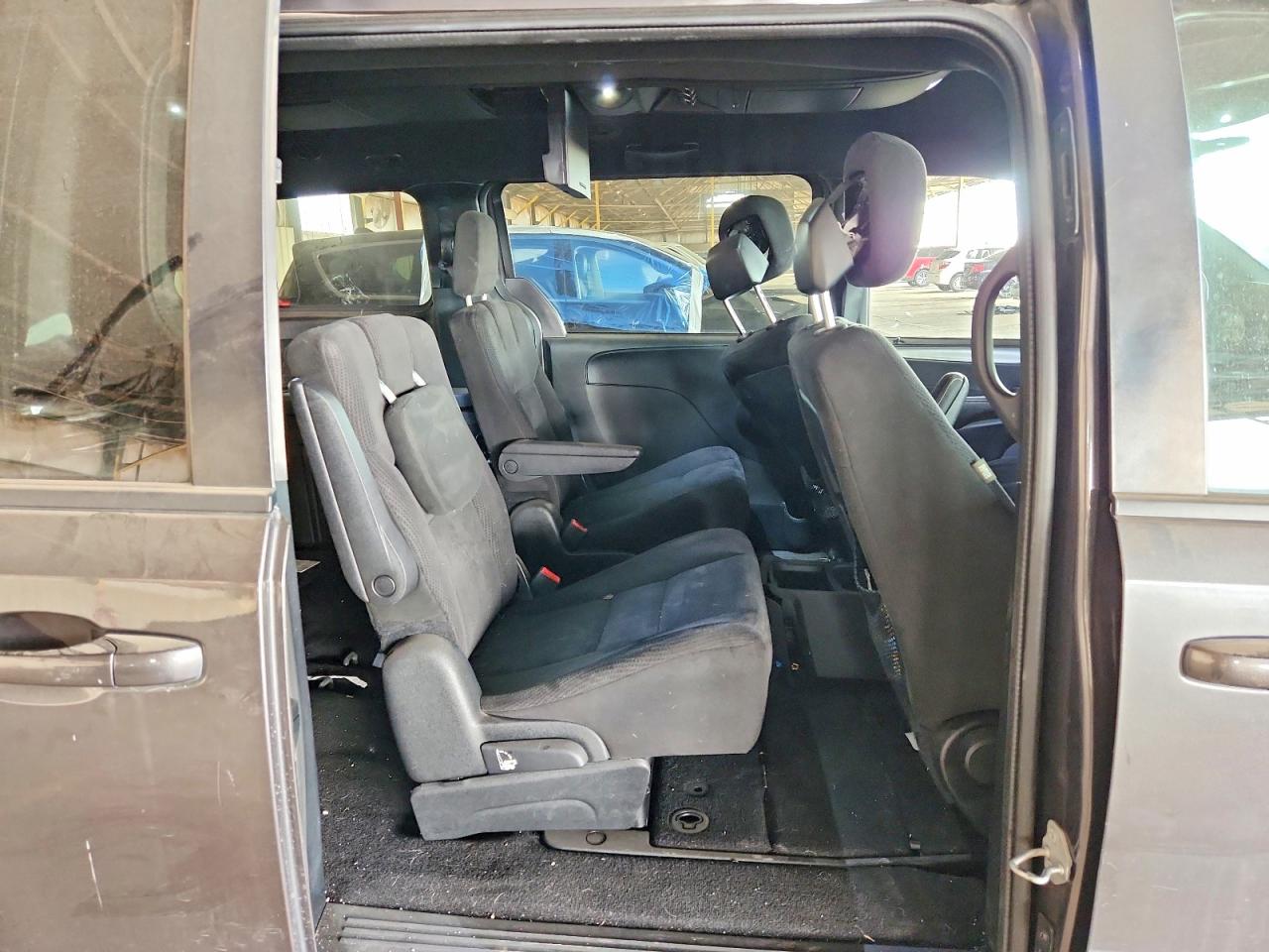 2015 DODGE GRAND CARAVAN SXT photo 10