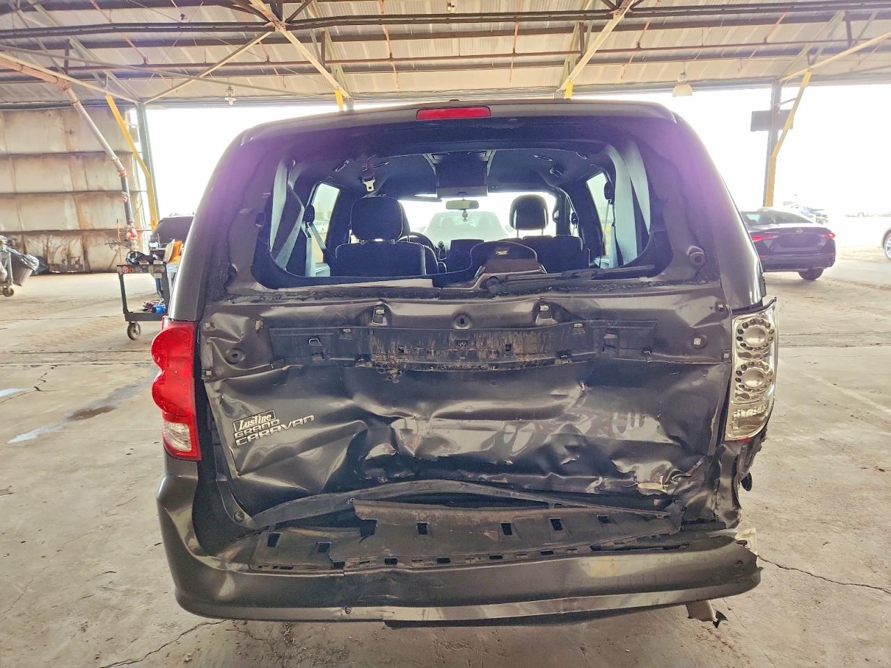 2015 DODGE GRAND CARAVAN SXT photo 6
