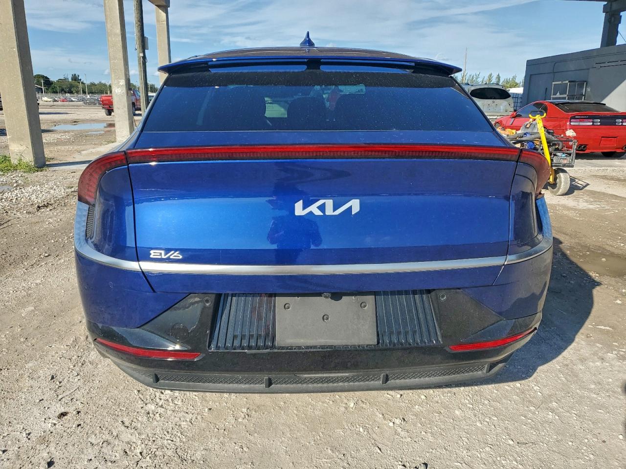 2023 KIA EV6 photo 6