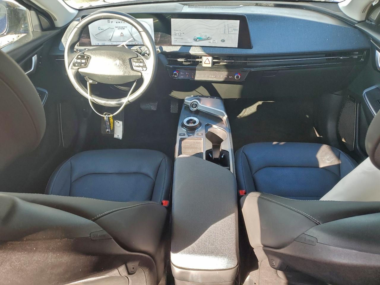 2023 KIA EV6 photo 8