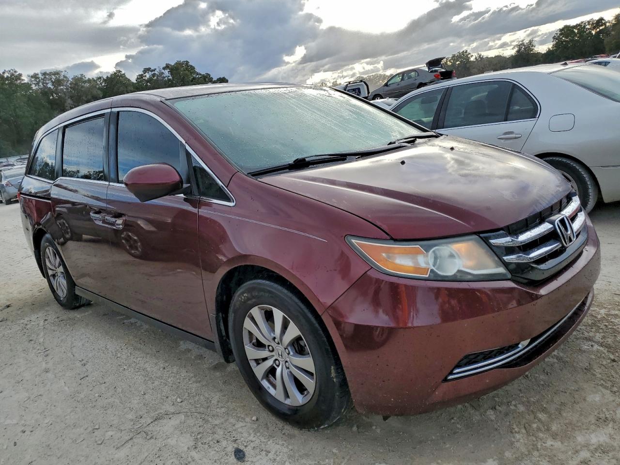2016 HONDA ODYSSEY SE photo 4