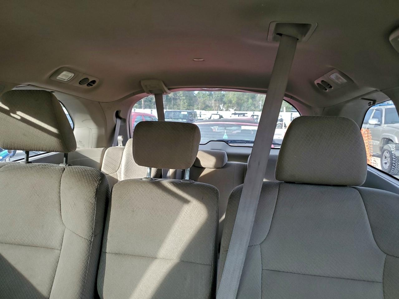 2016 HONDA ODYSSEY SE photo 10
