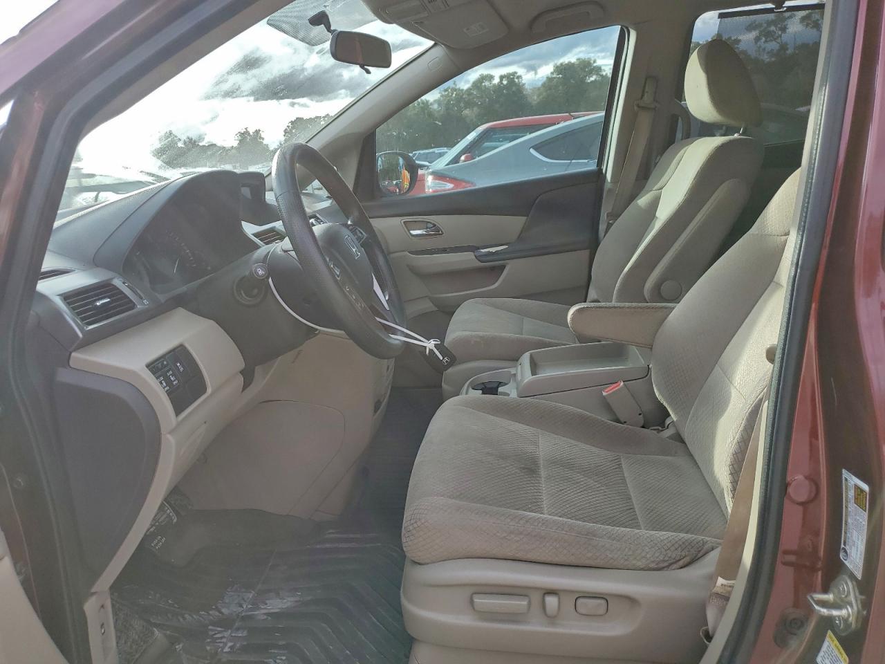 2016 HONDA ODYSSEY SE photo 7