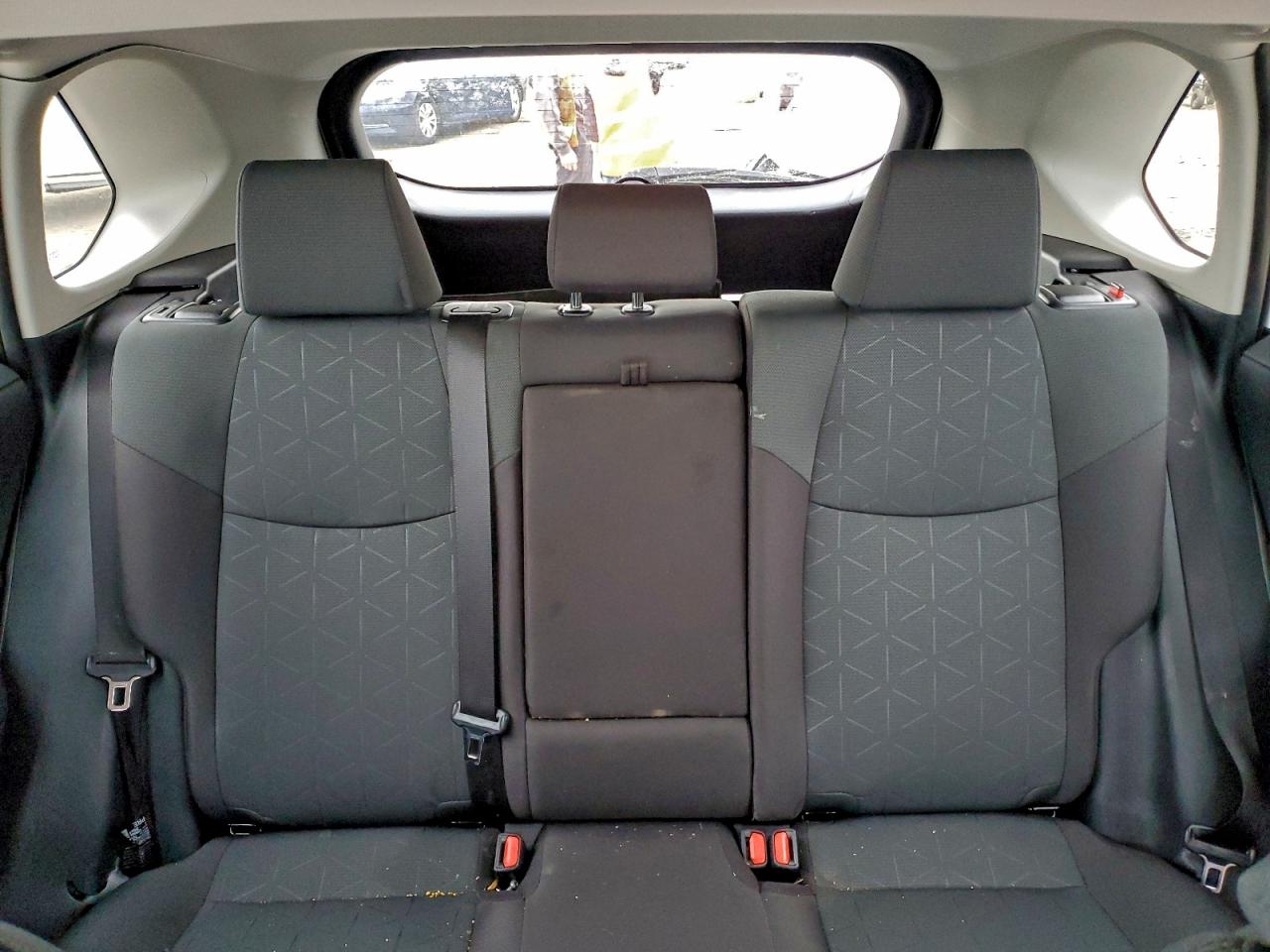 2024 TOYOTA RAV4 XLE photo 10