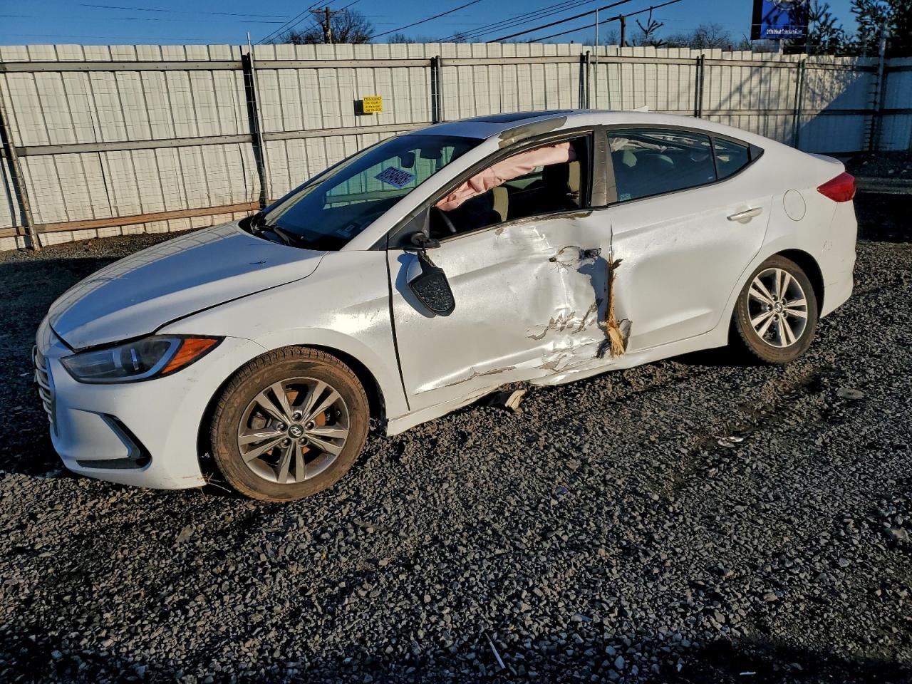 2017 HYUNDAI ELANTRA
