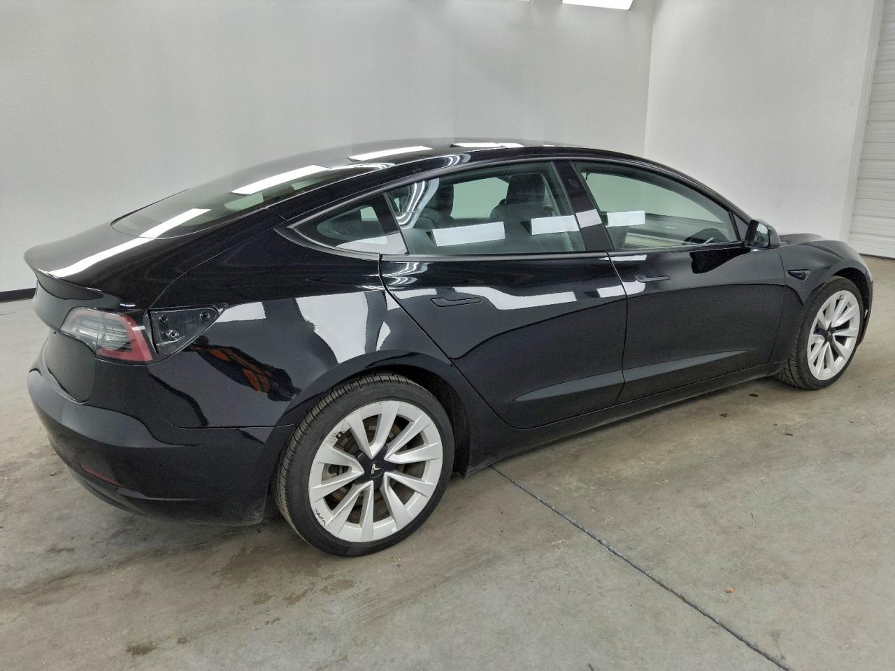 2023 TESLA MODEL 3 photo 3