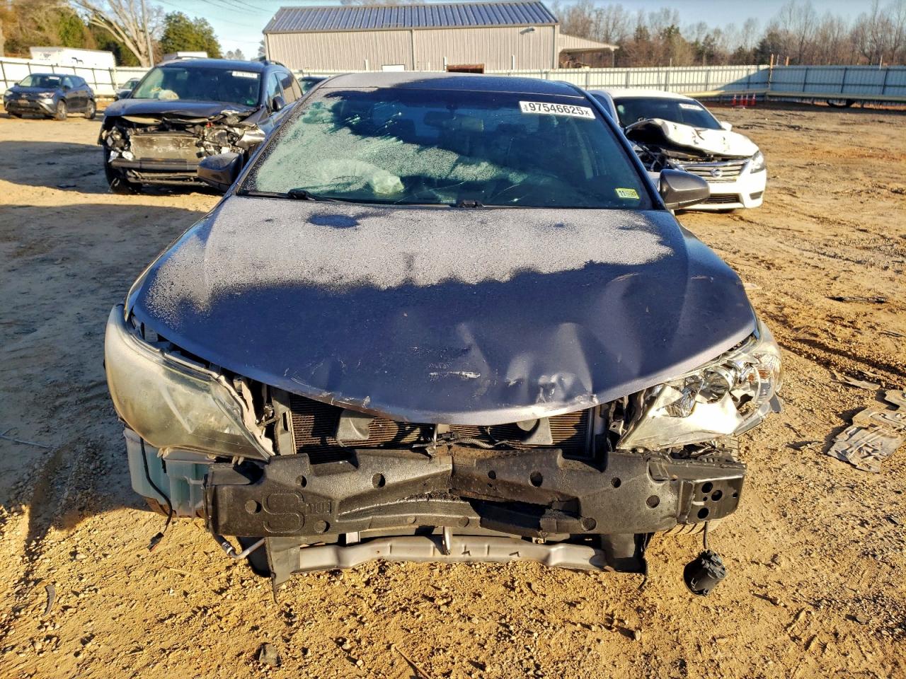 2014 TOYOTA CAMRY L photo 5
