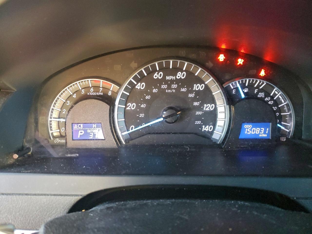 2014 TOYOTA CAMRY L photo 9