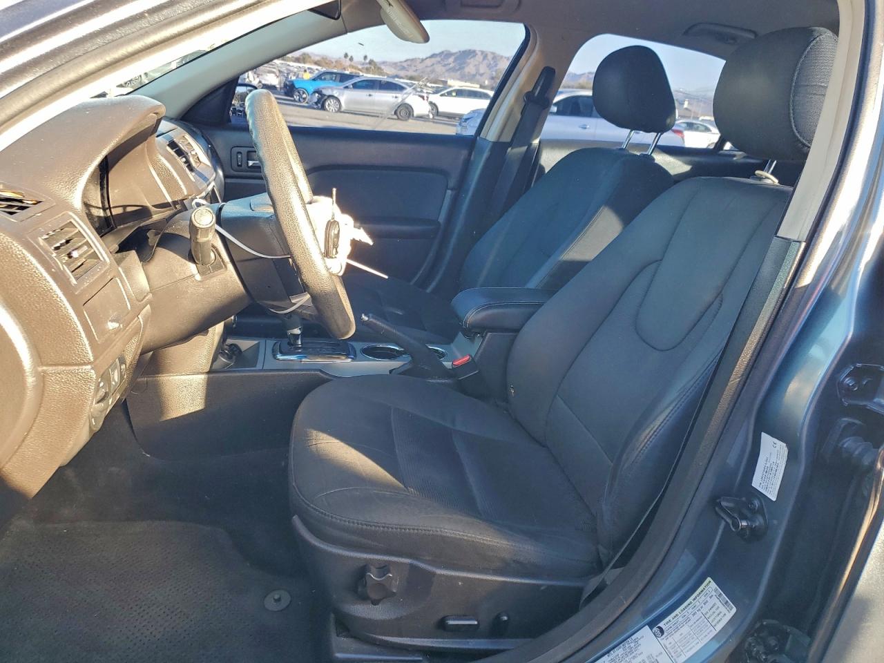 2011 FORD FUSION SE photo 7