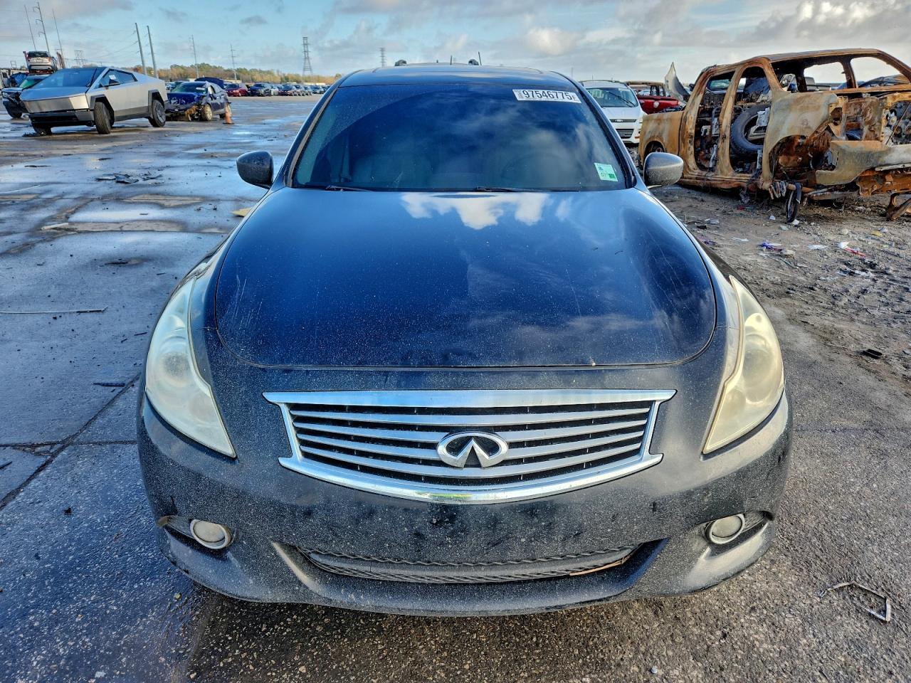 2010 INFINITI G37 BASE photo 5