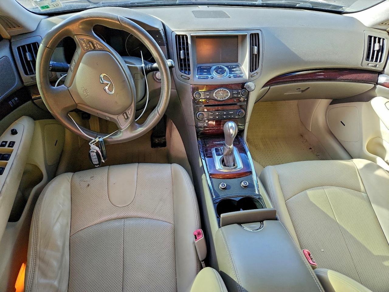 2010 INFINITI G37 BASE photo 8