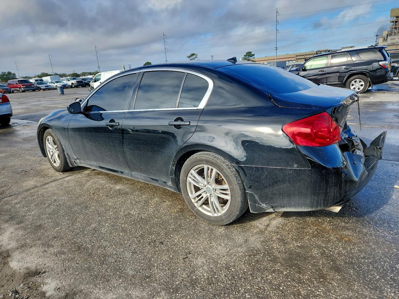 2010 INFINITI G37 BASE photo 2