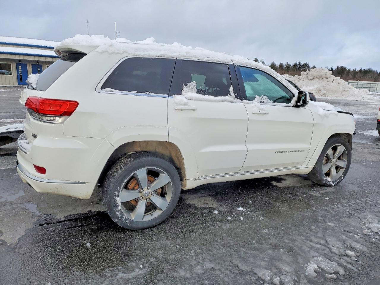 2015 JEEP GRAND CHEROKEE SUMMIT photo 3