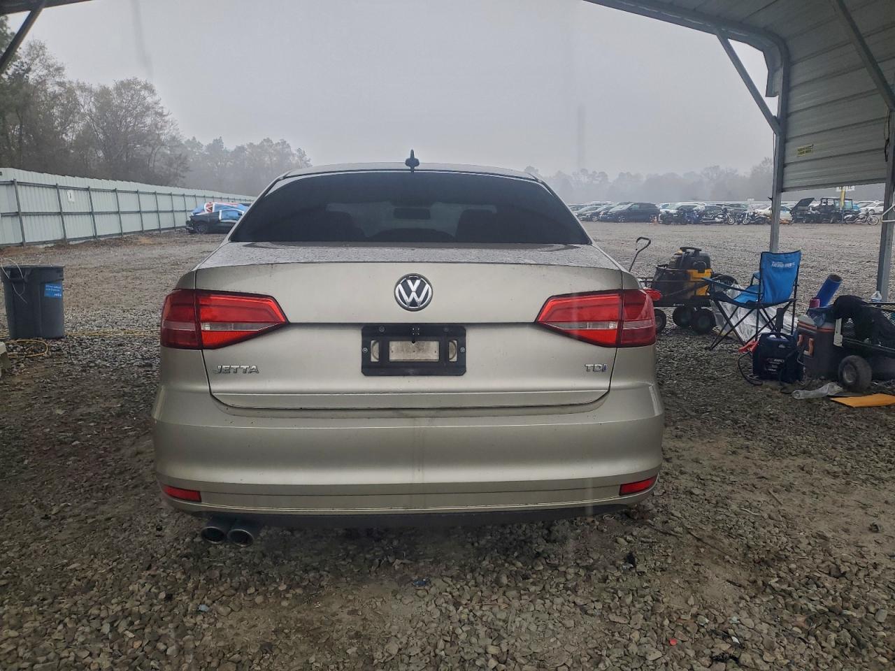 2015 VOLKSWAGEN JETTA TDI photo 6