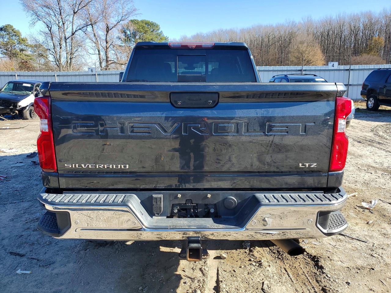 2020 CHEVROLET SILVERADO K3500 LTZ photo 6